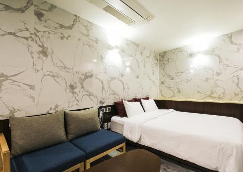 Hotel Elephant Shower Jinju Exterior foto