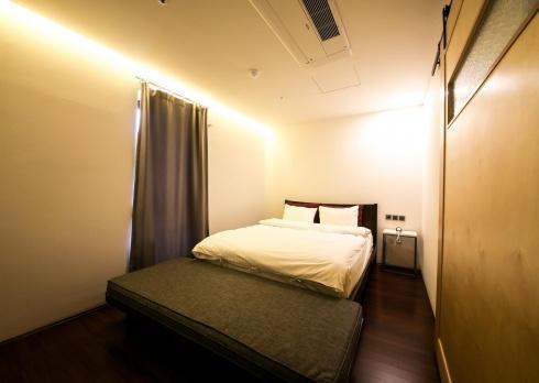 Hotel Elephant Shower Jinju Exterior foto
